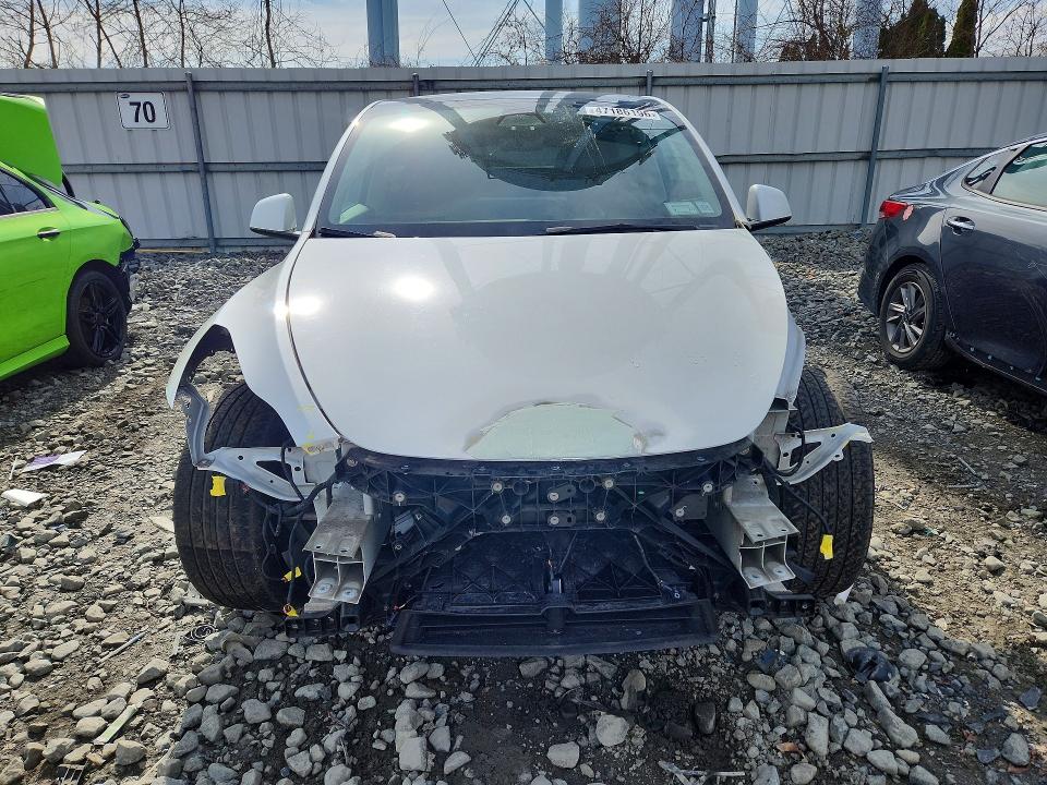 2022 Tesla Model Y მანქანა იყიდება აუქციონზე, vin: 7SAYGAEE6NF523964, აუქციონის ნომერი: 47186196