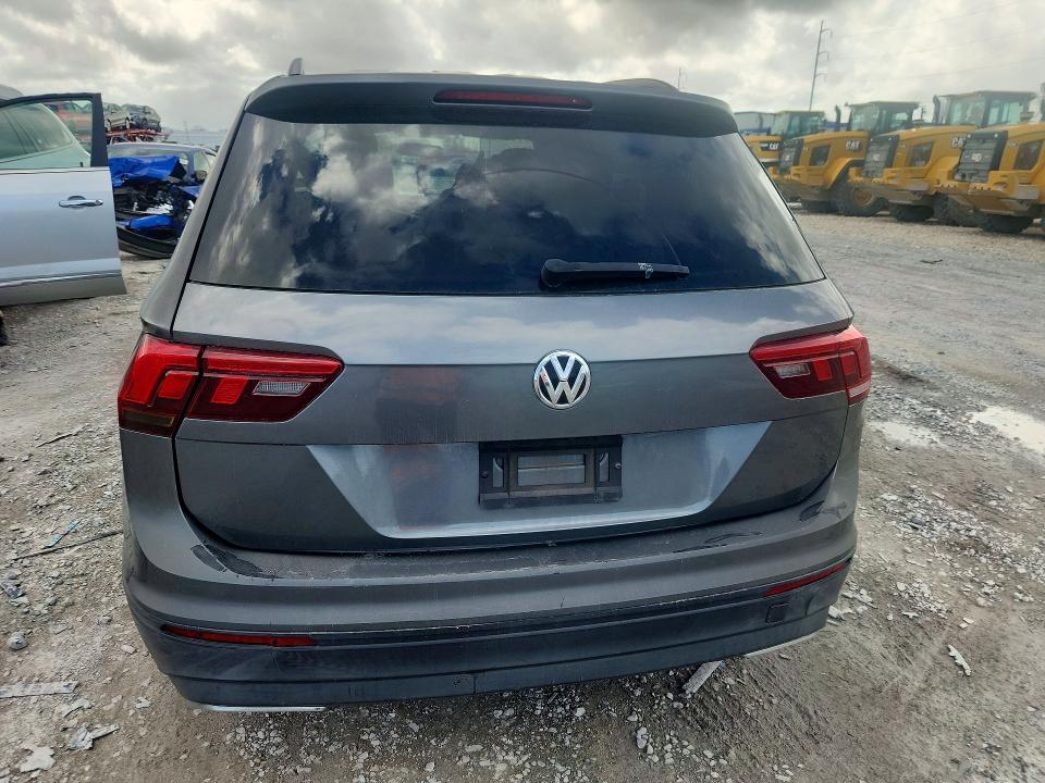 79633045 :رقم المزاد ، 3VV1B7AX2KM198486 vin ، 2019 Volkswagen Tiguan مزاد بيع