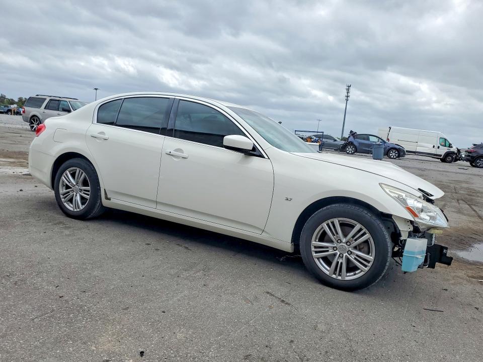 46014856 :رقم المزاد ، JN1CV6AR1FM524115 vin ، 2015 Infiniti Q40 مزاد بيع