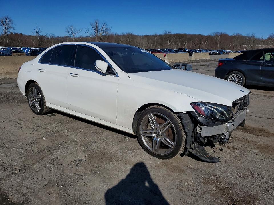 Продажа на аукционе авто 2019 Mercedes-benz E, vin: WDDZF4KBXKA551678, номер лота: 47154836