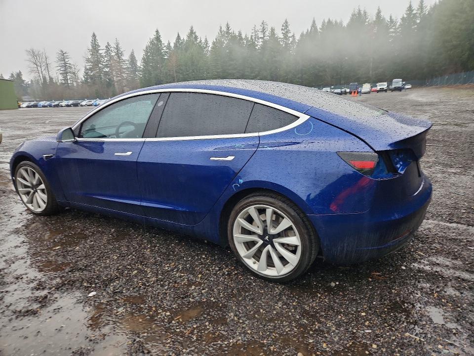 2020 Tesla Model 3 მანქანა იყიდება აუქციონზე, vin: 5YJ3E1EB2LF640246, აუქციონის ნომერი: 46881776