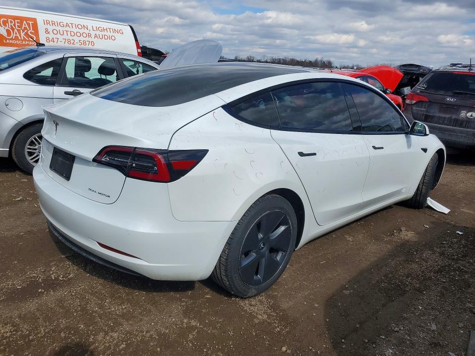 47589016 :رقم المزاد ، 5YJ3E1EB9NF171157 vin ، 2022 Tesla Model 3 مزاد بيع