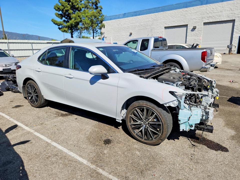 46476316 :رقم المزاد ، 4T1G11AK8RU218349 vin ، 2024 Toyota Camry مزاد بيع