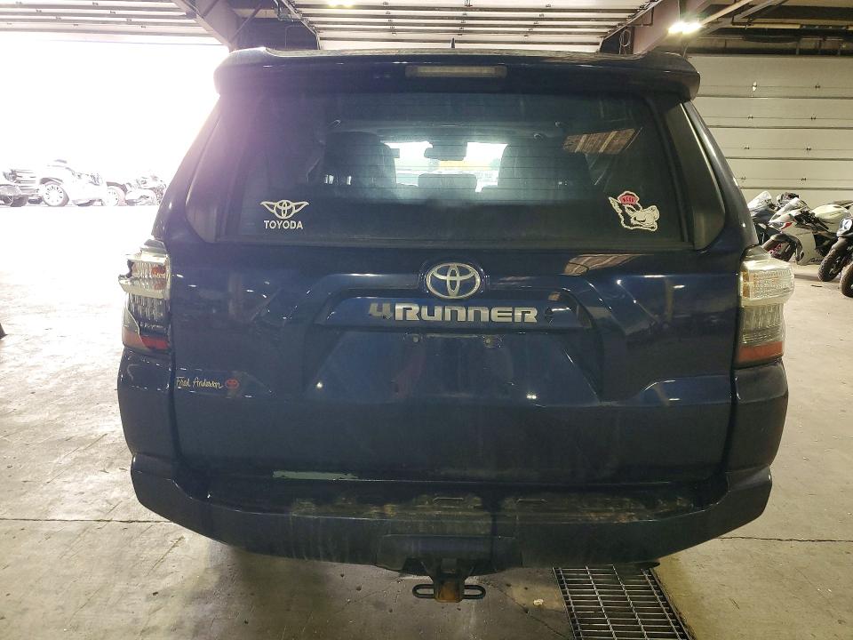 2020 Toyota 4runner მანქანა იყიდება აუქციონზე, vin: JTEBU5JR5L5777185, აუქციონის ნომერი: 79638965