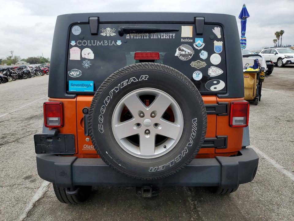 47656526 :رقم المزاد ، 1J4BA3H14BL501344 vin ، 2011 Jeep Wrangler Unlimited مزاد بيع