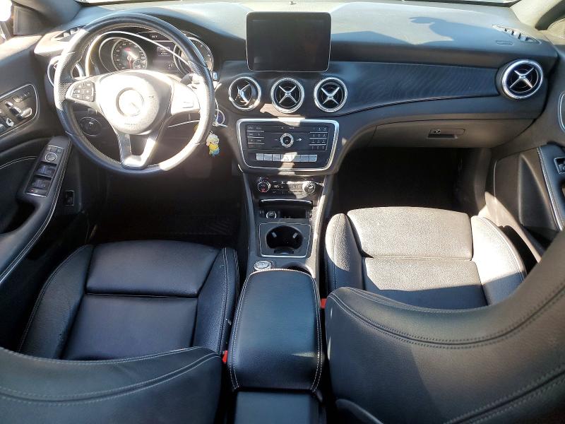 47134156 :رقم المزاد ، WDDSJ4EB2JN511131 vin ، 2018 Mercedes-benz Cla مزاد بيع