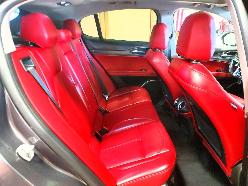 79580355 :رقم المزاد ، ZASFAKBN1J7C29380 vin ، 2018 Alfa Romeo Stelvio مزاد بيع