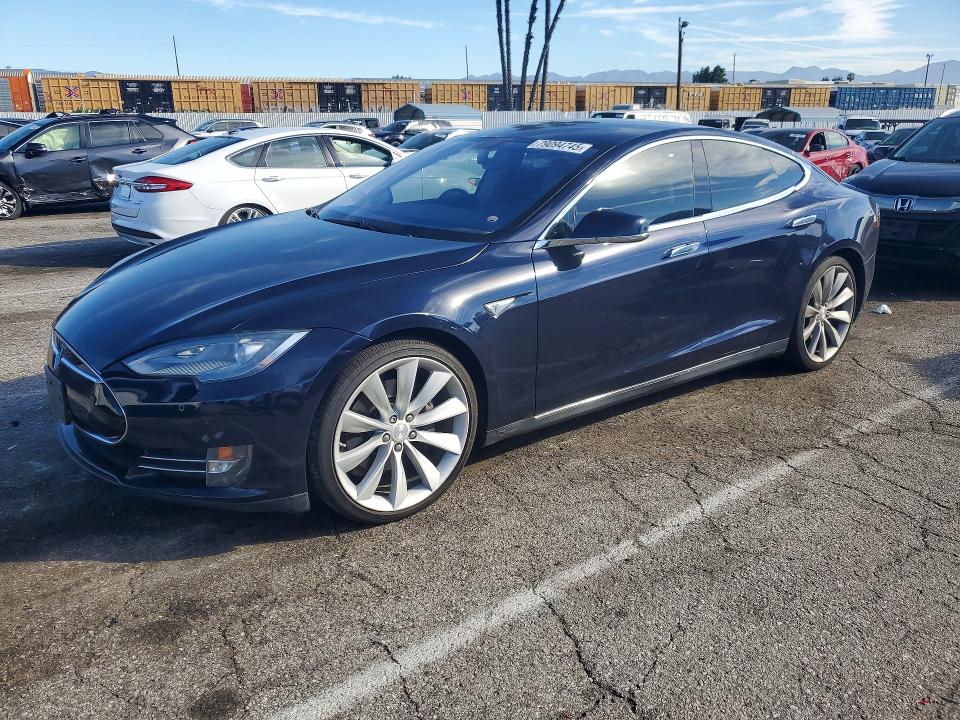 Продажа на аукционе авто 2014 Tesla Model S, vin: 5YJSA1H18EFP36881, номер лота: 79094745