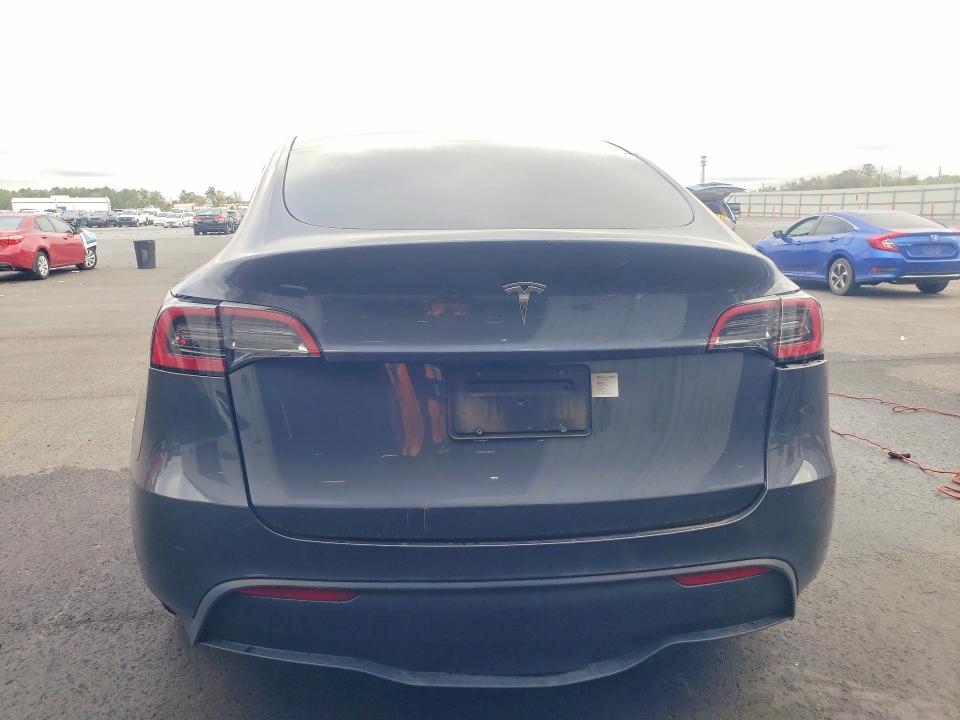 41879376 :رقم المزاد ، 7SAYGDEDXPF956277 vin ، 2023 Tesla Model Y مزاد بيع