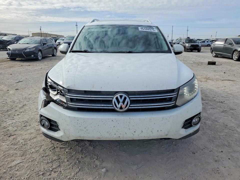 46488976 :رقم المزاد ، WVGVV7AX5HK019991 vin ، 2017 Volkswagen Tiguan مزاد بيع