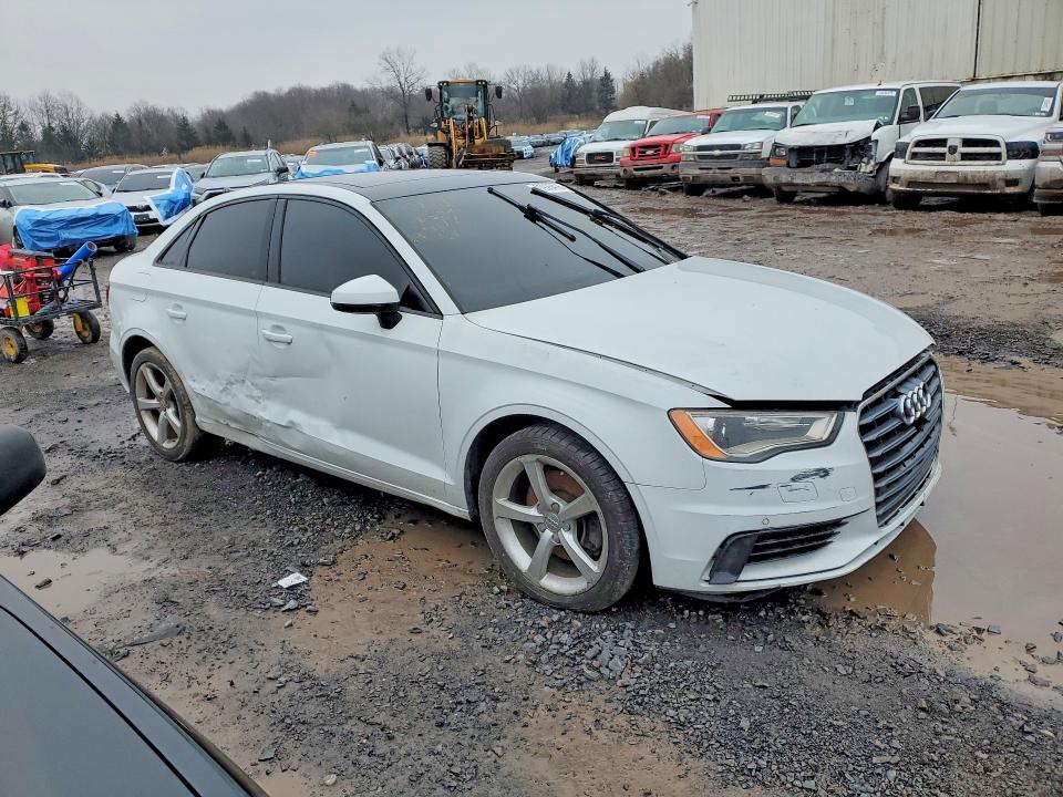 Продаж на аукціоні авто 2016 Audi A3, vin: WAUA7GFF2G1060965, номер лоту: 41925416
