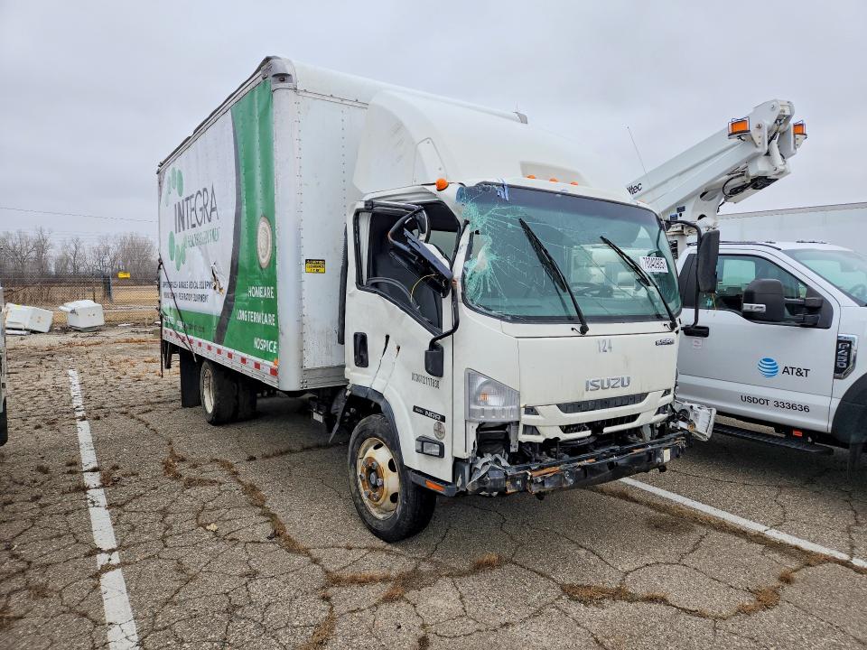 78040905 :رقم المزاد ، 54DE5W1LXNSR03069 vin ، 2022 Isuzu Nrr مزاد بيع