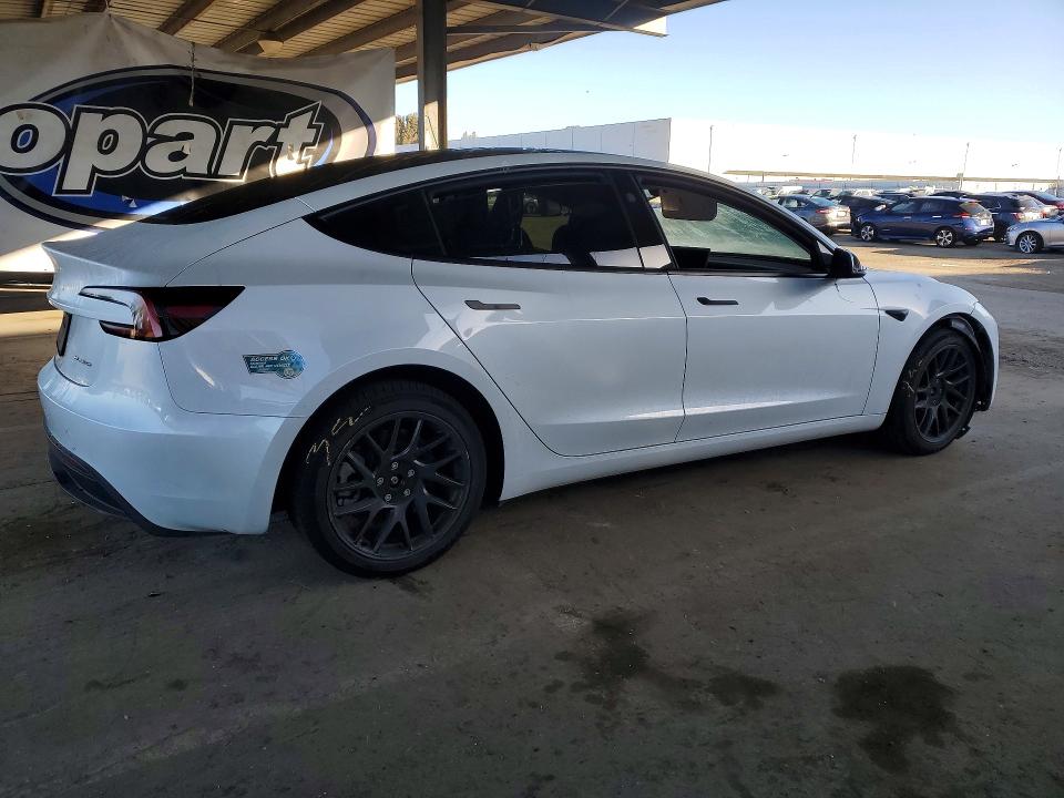 Продажа на аукционе авто 2024 Tesla Model 3, vin: 5YJ3E1EB7RF821187, номер лота: 45641246