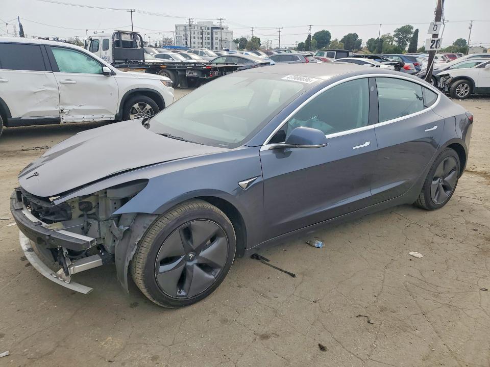 Продаж на аукціоні авто 2018 Tesla Model 3, vin: 5YJ3E1EA9JF035385, номер лоту: 47906696