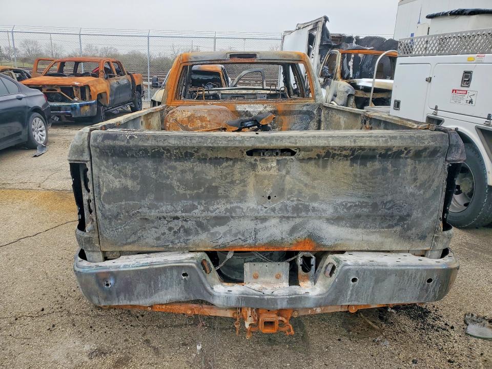 46494626 :رقم المزاد ، 3C63R3GL0HG762621 vin ، 2017 Ram 3500 مزاد بيع