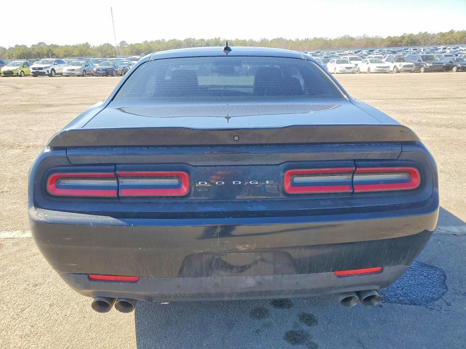 Продаж на аукціоні авто 2016 Dodge Challenger, vin: 2C3CDZBTXGH226375, номер лоту: 45630076