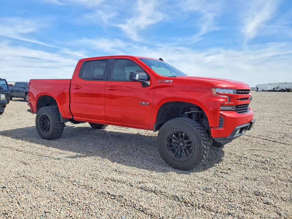 2021 Chevrolet Silverado მანქანა იყიდება აუქციონზე, vin: 3GCUYEED9MG313195, აუქციონის ნომერი: 45948556