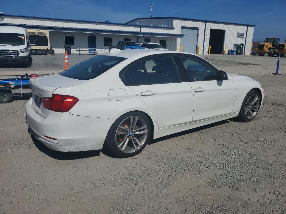 2015 Bmw 328 მანქანა იყიდება აუქციონზე, vin: WBA3C1C58FK124349, აუქციონის ნომერი: 79820885