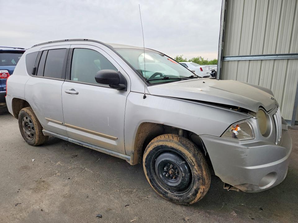 47385346 :رقم المزاد ، 1J4NT4FB8AD560432 vin ، 2010 Jeep Compass مزاد بيع