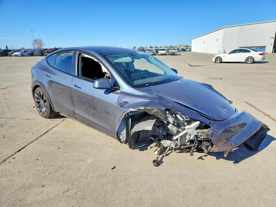Продажа на аукционе авто 2020 Tesla Model Y, vin: 5YJYGDEF6LF057280, номер лота: 41922086