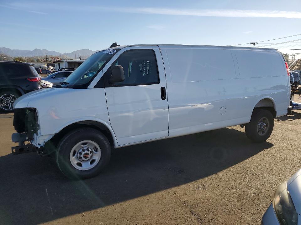 77783625 :رقم المزاد ، 1GTZ7HFP2S1223272 vin ، 2025 Gmc Savana مزاد بيع
