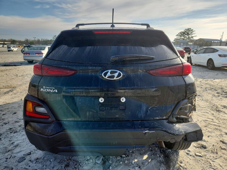 2021 Hyundai Kona მანქანა იყიდება აუქციონზე, vin: KM8K22AA7MU724042, აუქციონის ნომერი: 46719166