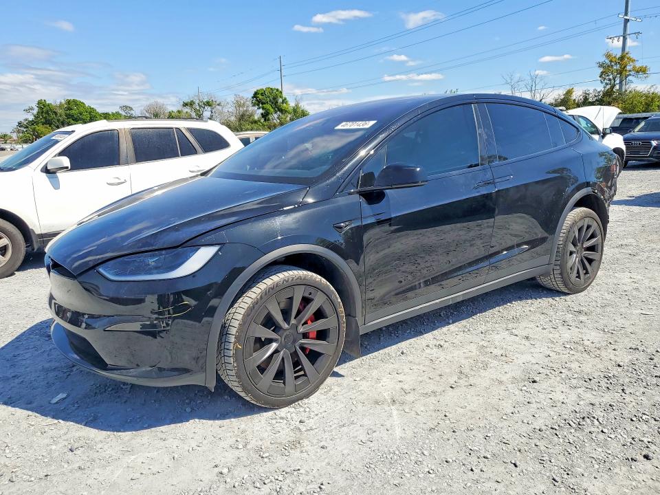 46701436 :رقم المزاد ، 7SAXCBE66RF440725 vin ، 2024 Tesla Model X مزاد بيع