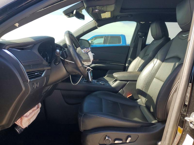 46065696 :رقم المزاد ، 1GYFZER42KF227526 vin ، 2019 Cadillac Xt4 مزاد بيع