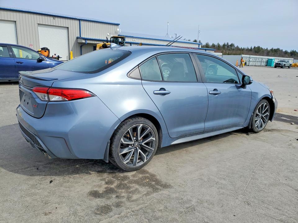 46772196 :رقم المزاد ، 5YFP4MCE2MP088515 vin ، 2021 Toyota Corolla مزاد بيع