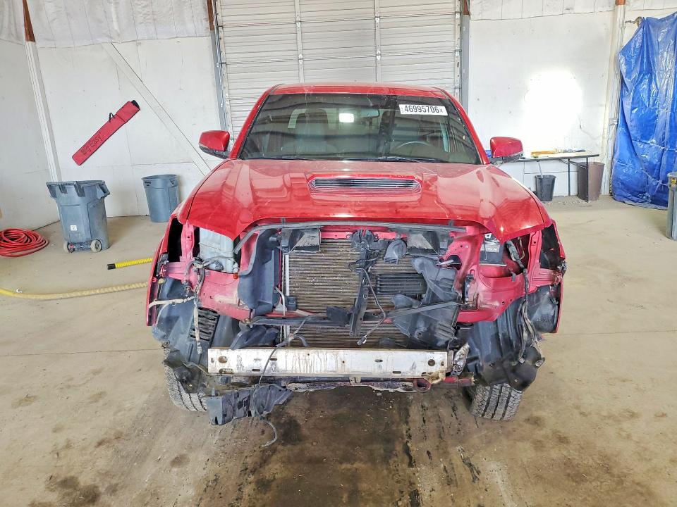 Aukcja sprzedaży 2016 Toyota Tacoma, vin: 5TFDZ5BN8GX010211, numer aukcji: 46995706