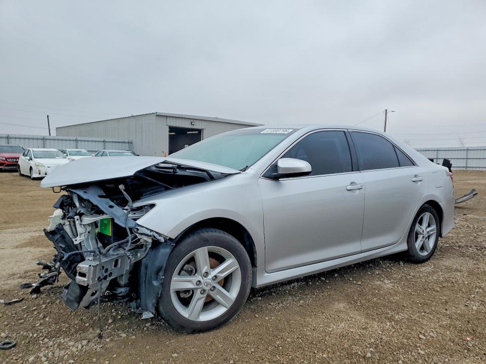 41590796 :رقم المزاد ، 4T1BF1FK1CU072503 vin ، 2012 Toyota Camry مزاد بيع