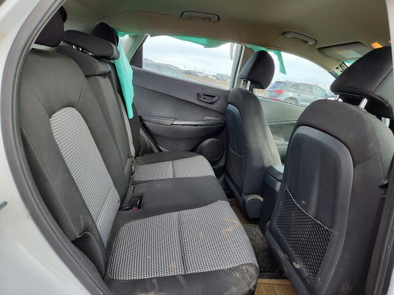 79130645 :رقم المزاد ، KM8K2CAA2JU083805 vin ، 2018 Hyundai Kona مزاد بيع