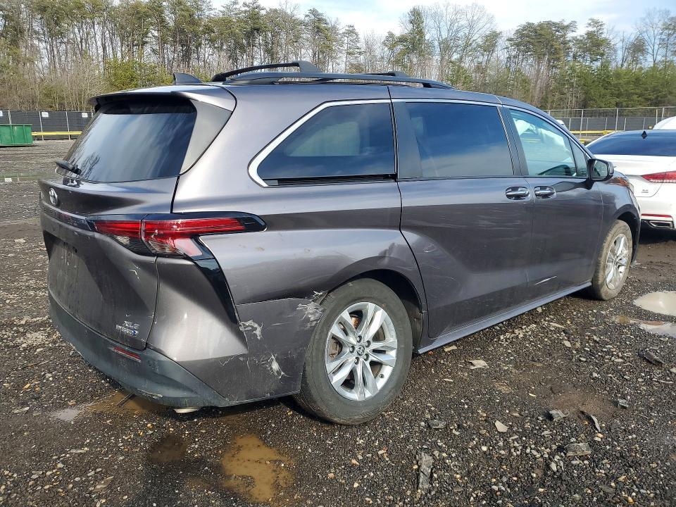 Продажа на аукционе авто 2022 Toyota Sienna, vin: 5TDJSKFC0NS042815, номер лота: 79315755