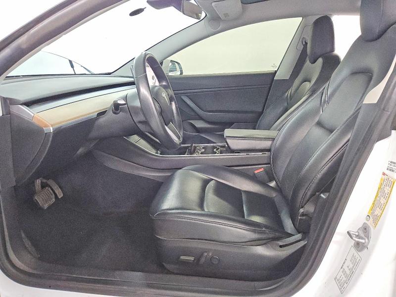 78690955 :رقم المزاد ، 5YJ3E1EA3KF328328 vin ، 2019 Tesla Model 3 مزاد بيع