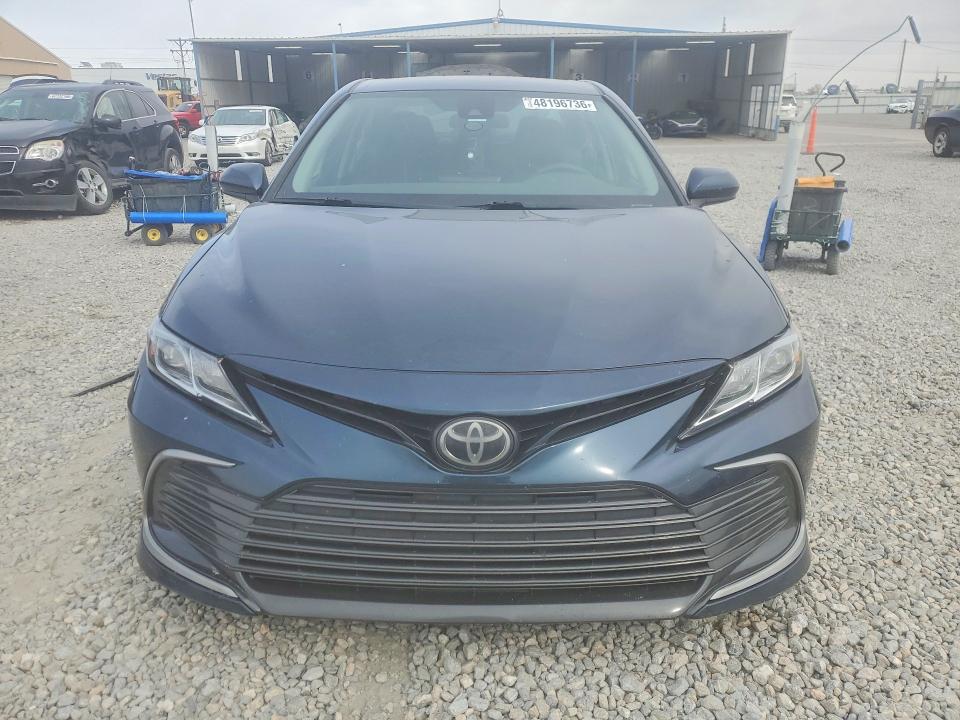 Продаж на аукціоні авто 2021 Toyota Camry, vin: 4T1C11AK5MU607344, номер лоту: 48196736