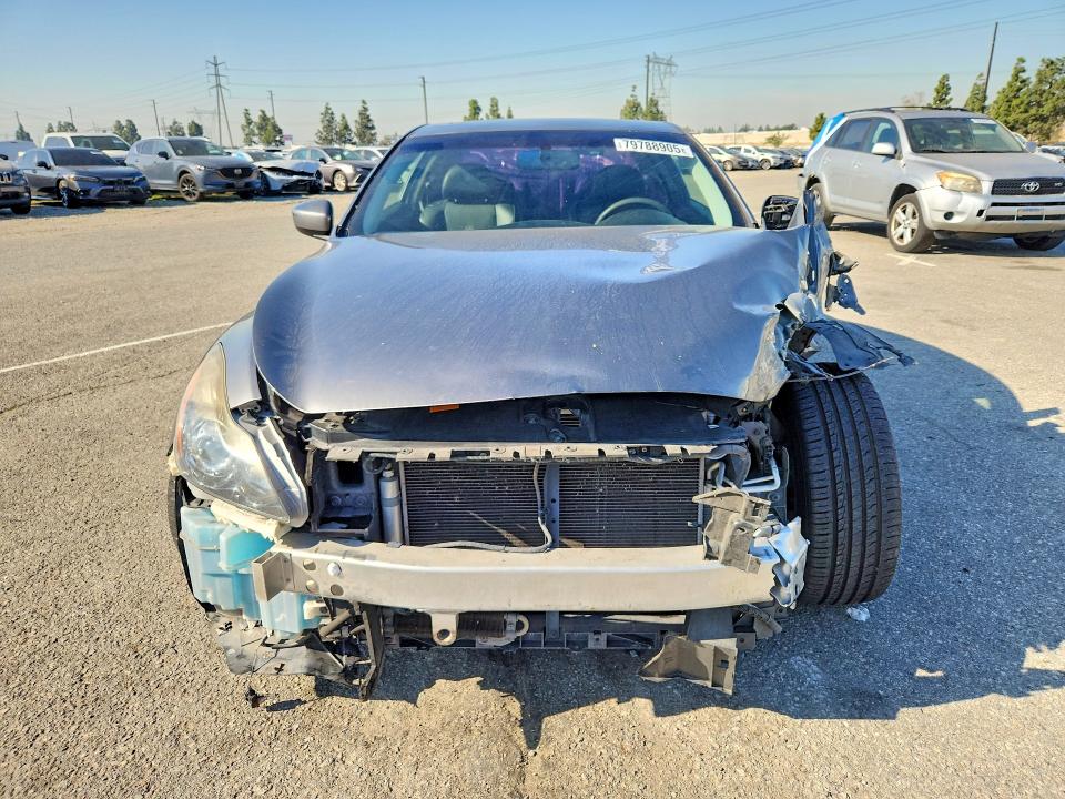2014 Infiniti Q60 Coupe მანქანა იყიდება აუქციონზე, vin: JN1CV6EK5EM110895, აუქციონის ნომერი: 79788905