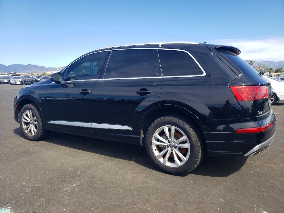Продаж на аукціоні авто 2018 Audi Q7, vin: WA1LHAF70JD040731, номер лоту: 41645206