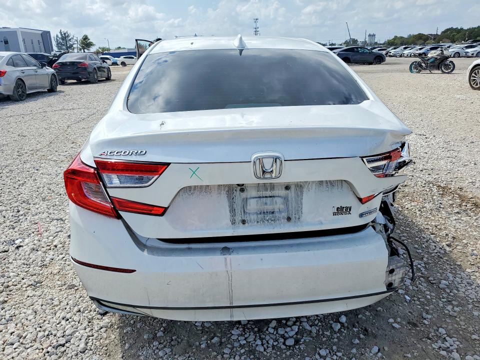 2018 Honda Accord მანქანა იყიდება აუქციონზე, vin: 1HGCV3F57JA017149, აუქციონის ნომერი: 46270116