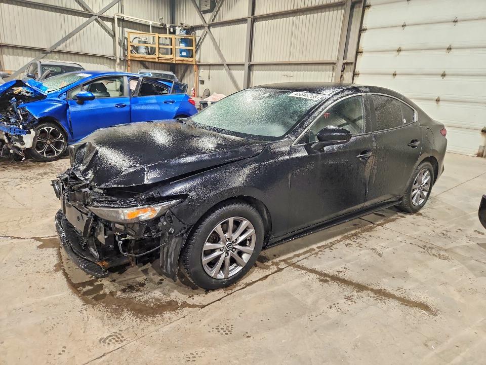 Продаж на аукціоні авто 2019 Mazda 3, vin: JM1BPBCM0K1115855, номер лоту: 45640266