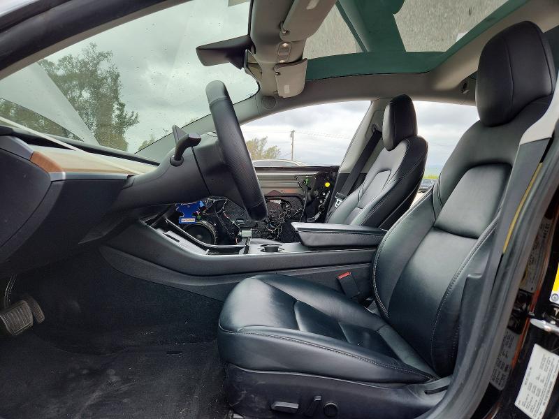45675676 :رقم المزاد ، 5YJ3E1EA6LF643805 vin ، 2020 Tesla Model 3 مزاد بيع