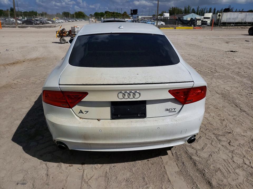 2014 Audi A7 მანქანა იყიდება აუქციონზე, vin: WAUWGAFC1EN030242, აუქციონის ნომერი: 45482406