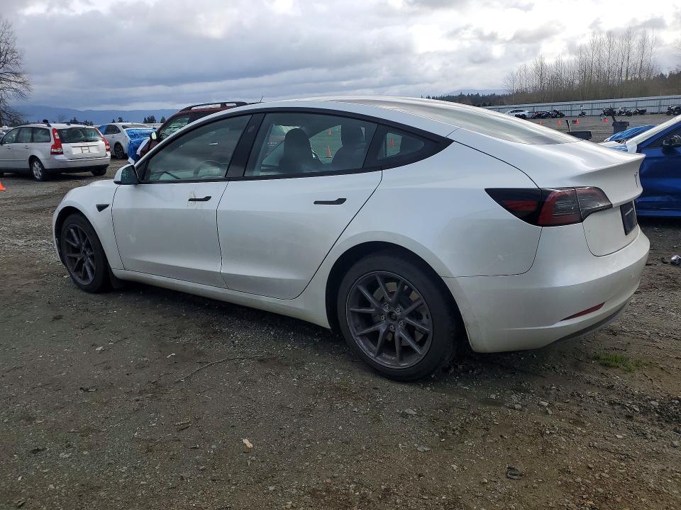 47555666 :رقم المزاد ، 5YJ3E1EB4PF636799 vin ، 2023 Tesla Model 3 مزاد بيع