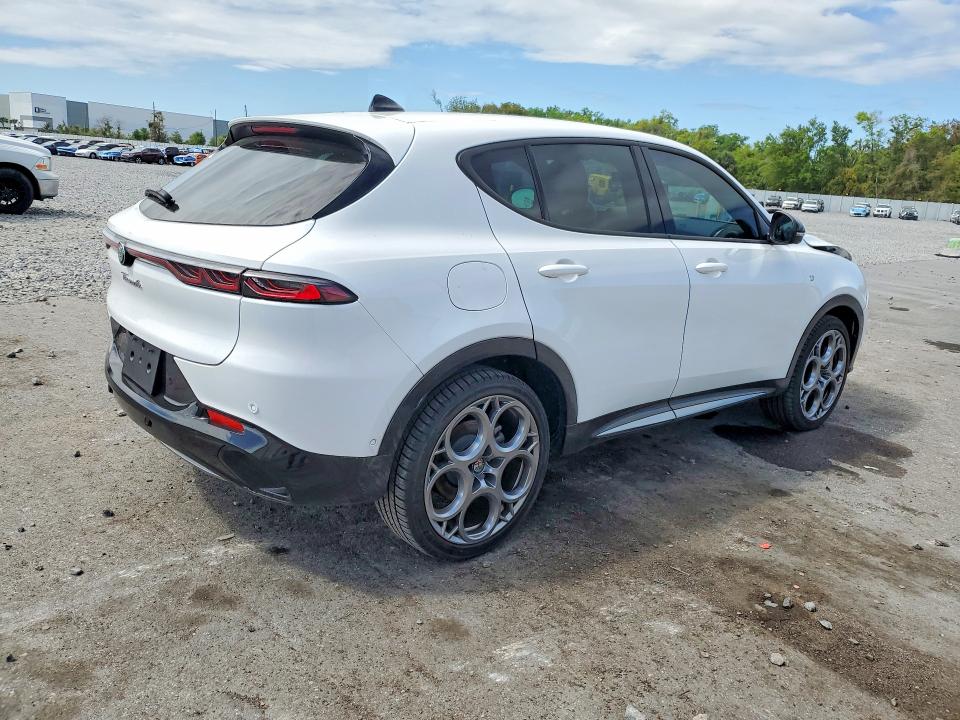 Aukcja sprzedaży 2024 Alfa Romeo Tonale, vin: ZASPATCW2R3047284, numer aukcji: 46520156