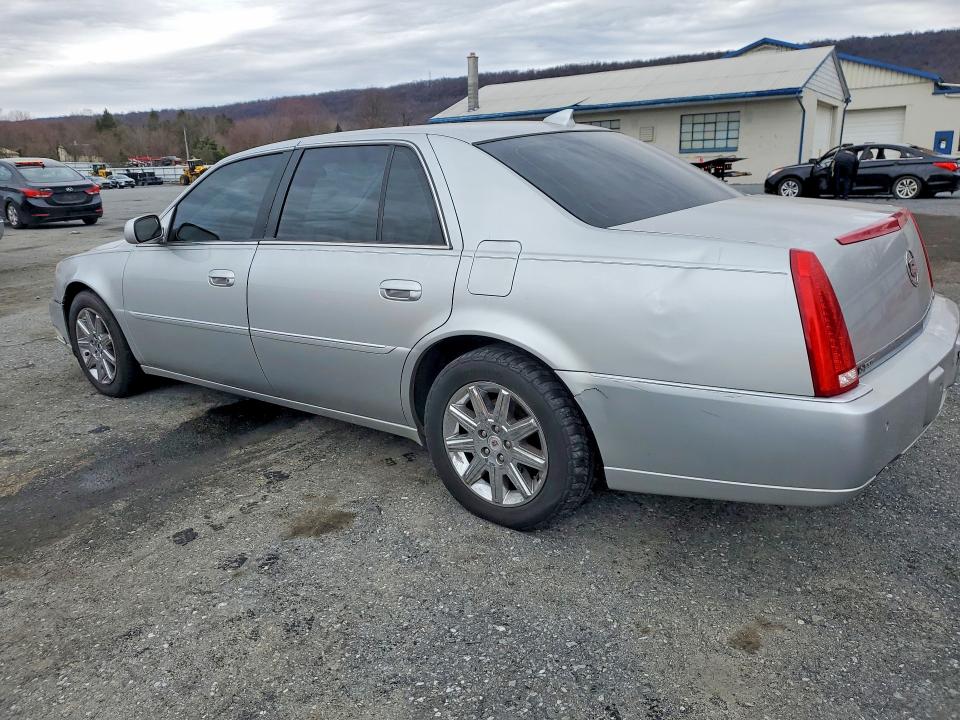 2011 Cadillac Dts მანქანა იყიდება აუქციონზე, vin: 1G6KH5E64BU128056, აუქციონის ნომერი: 47895546