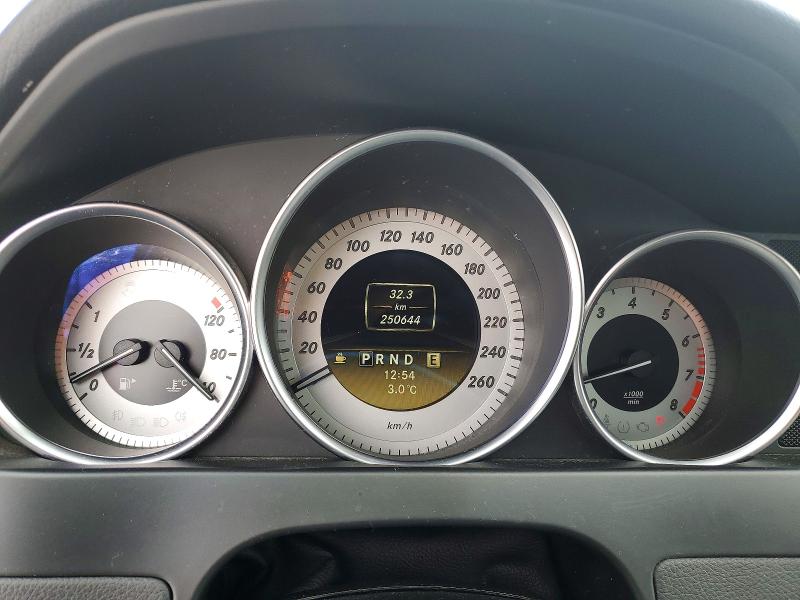 47201806 :رقم المزاد ، WDDGJ5HB7CF734253 vin ، 2012 Mercedes-benz C مزاد بيع