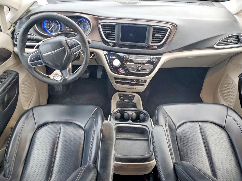 45819546 :رقم المزاد ، 2C4RC1DG2MR520479 vin ، 2021 Chrysler Voyager مزاد بيع