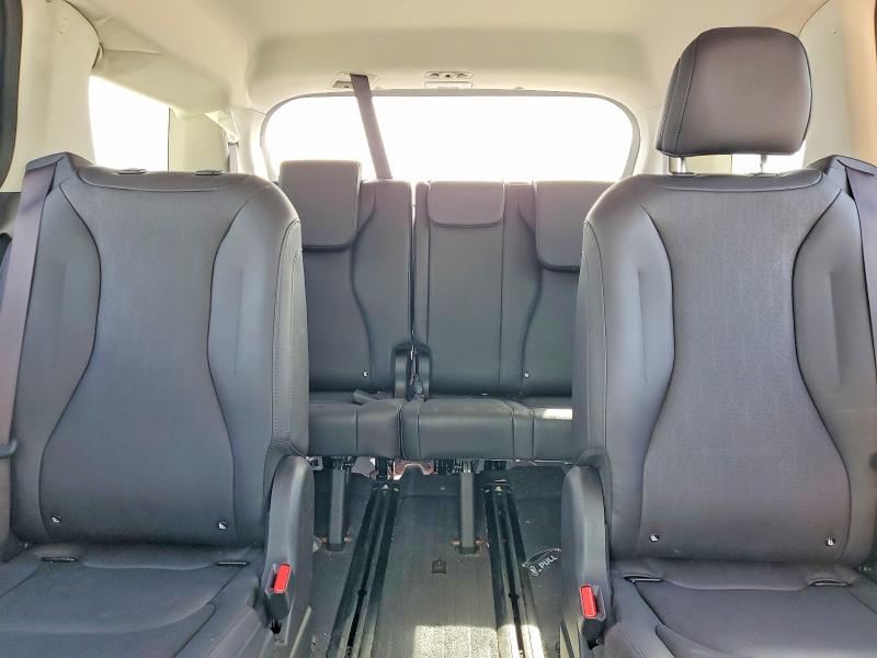 79615605 :رقم المزاد ، KNDNB4H3XP6249385 vin ، 2023 Kia Carnival مزاد بيع