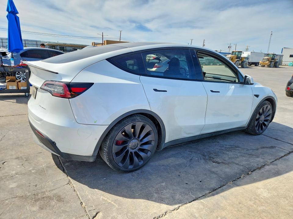 46562366 :رقم المزاد ، 5YJYGDEF6LF009942 vin ، 2020 Tesla Model Y مزاد بيع
