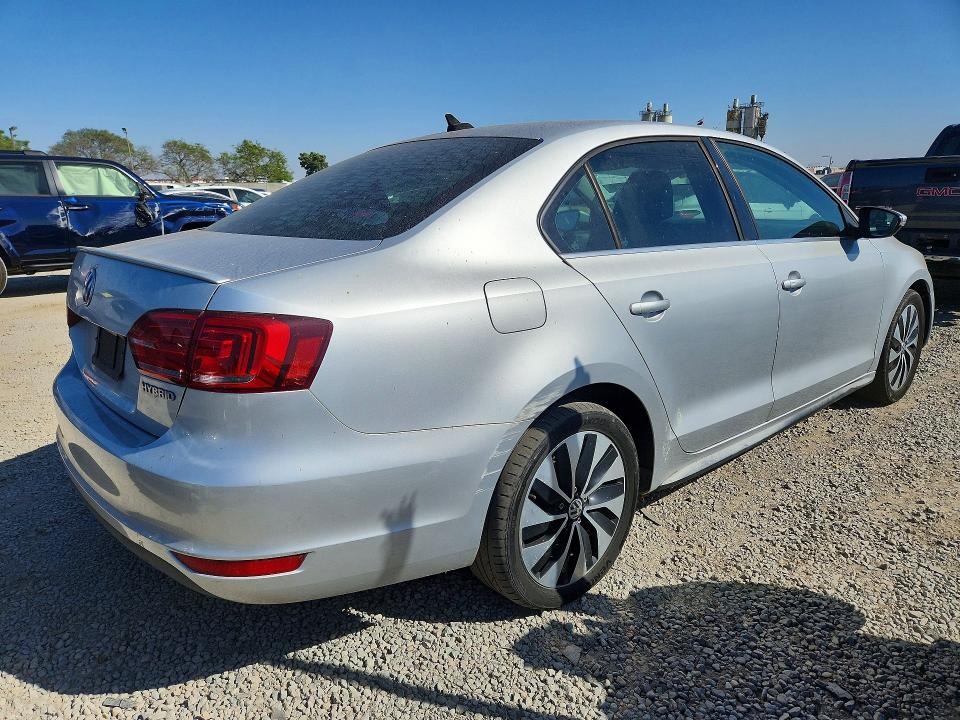 46665606 :رقم المزاد ، 3VW637AJ6EM266853 vin ، 2014 Volkswagen Jetta مزاد بيع