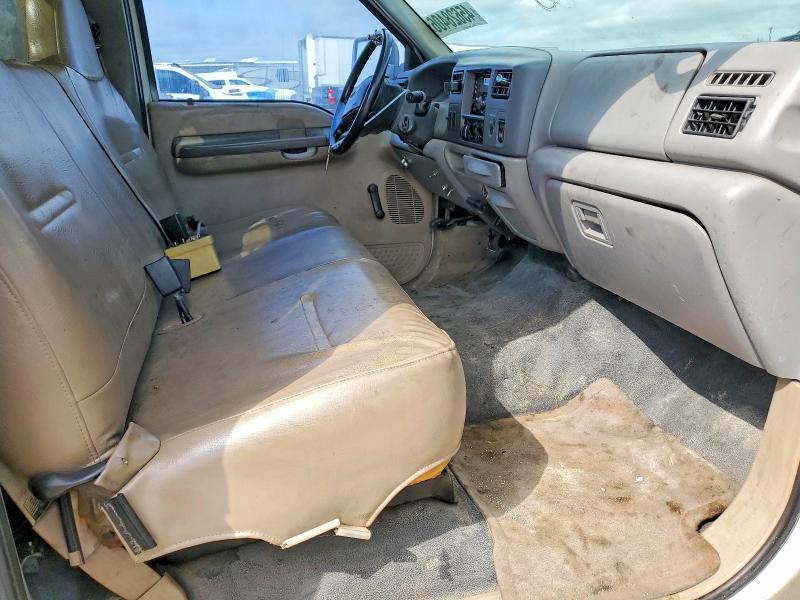 45628406 :رقم المزاد ، 1FDXF46F21EB13089 vin ، 2001 Ford F450 مزاد بيع